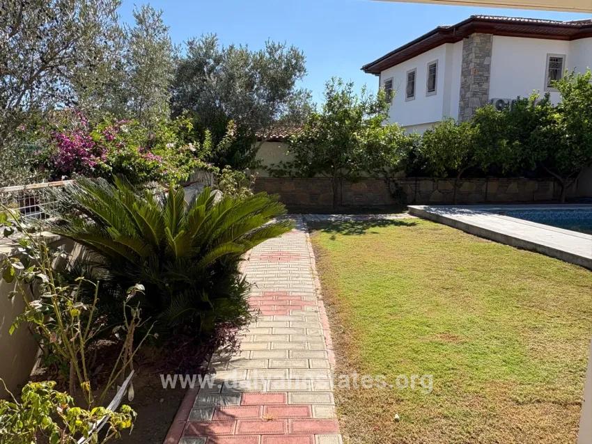 4+1-Zimmer Villa Zu verkaufen in Dalyan Bz. Ortaca - 520 m²