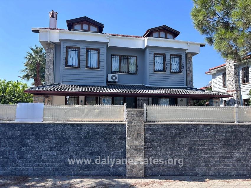 5+1 Villa Zum Verkauf Auf Einem 301 M² Großen Grundstück In Dalyan