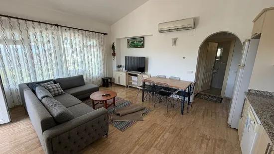 In Dalyan Gökbel mit See- und Meerblick 4+1 Villa zu verkaufen
