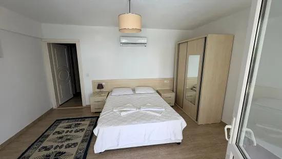 In Dalyan Gökbel mit See- und Meerblick 4+1 Villa zu verkaufen