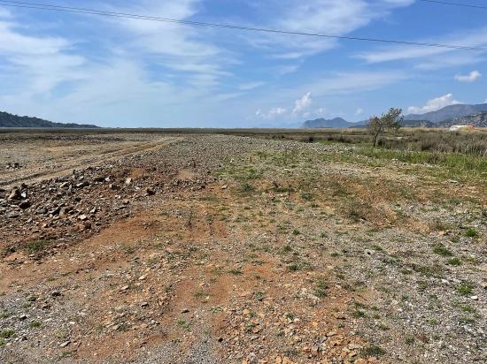 19.600 M² Großes Grundstück Zum Verkauf, Direkt An Der Straße Dalyan Iztuzu Beach Gelegen.