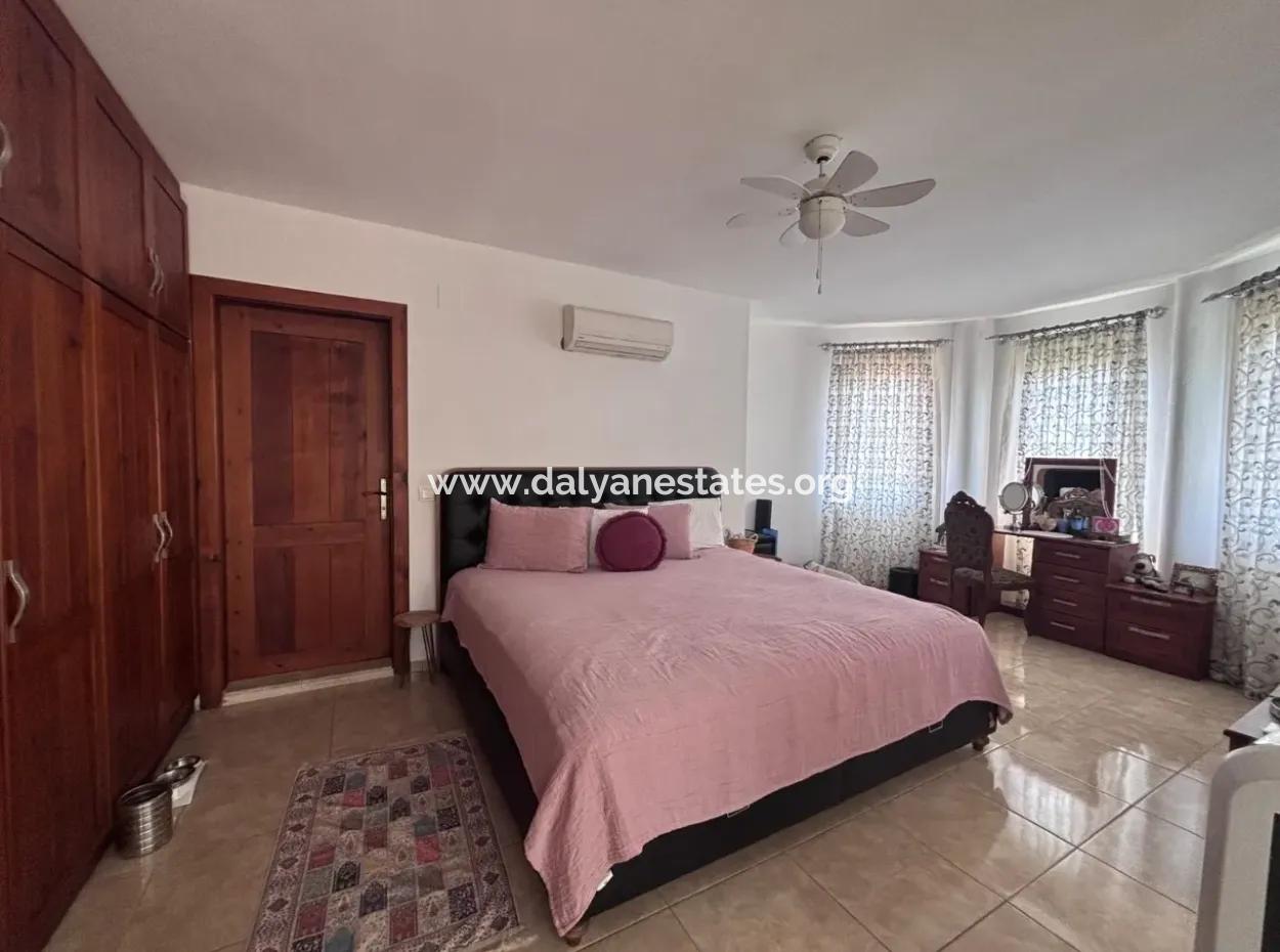 5 1 Villa Zum Verkauf In Dalyan Maraş Für 980M2 Grundstück An Der Ecke