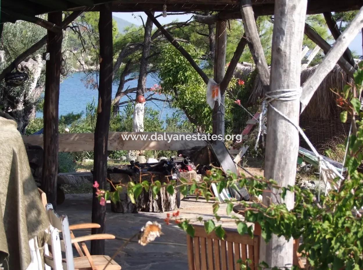 Beachfront Bungalow Zum Verkauf In Akbuk, Die Durch Das Meer Auf Einem Grundstück Von 800M2-Villa Zum Verkauf Turnalı