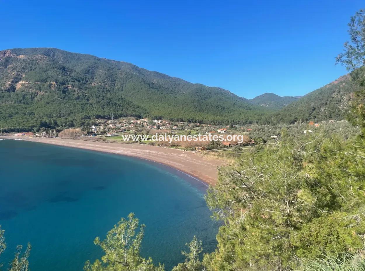 3250M2 Grundstück Zum Verkauf In Ekincik Mit Blick Auf Das Meer