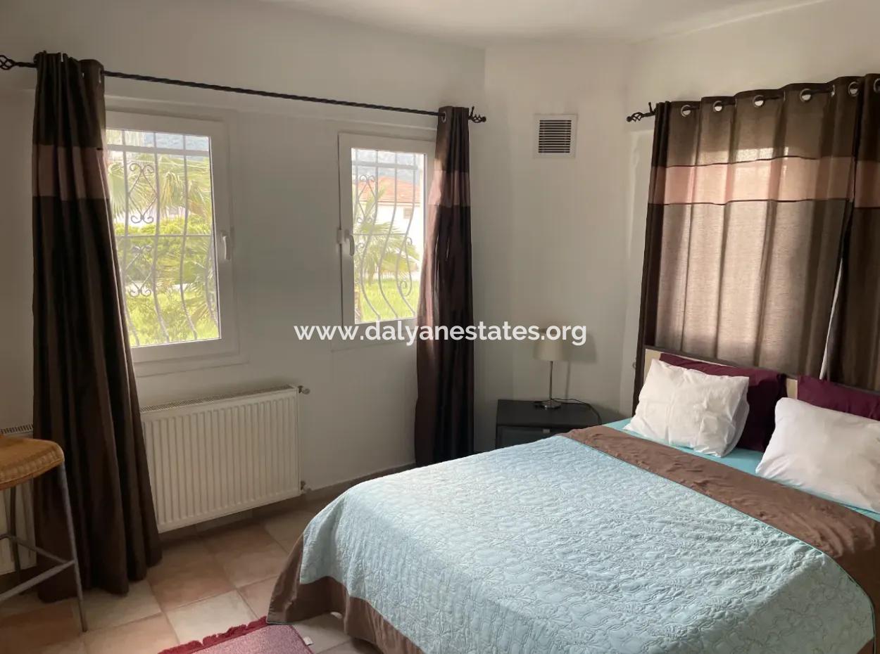 Villa Zum Verkauf In Okçular Auf 1007M2 Grundstück