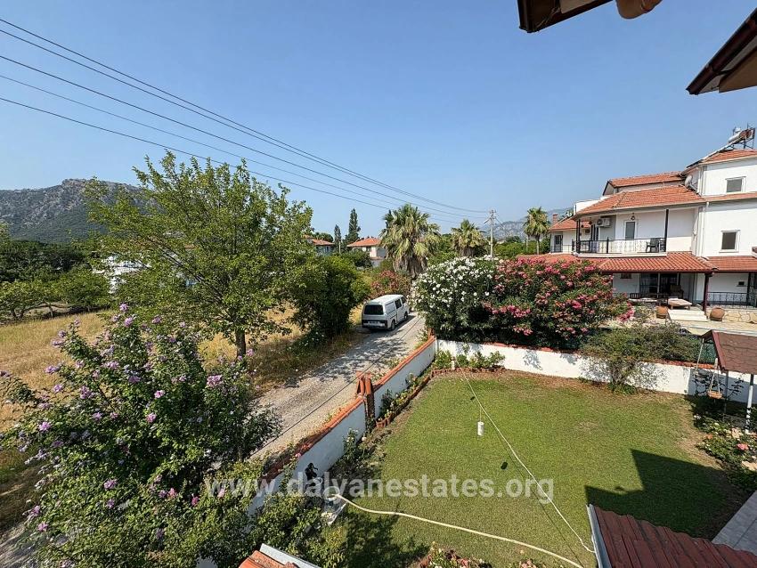 Two-story House For Sale On A 514m2 Plot In Okçular.