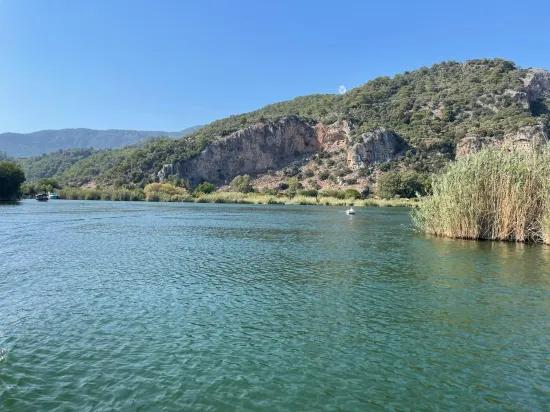 2765m2 Detached House For Sale In Çandır, Right Next To The Canal