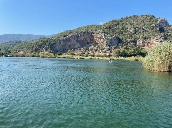 2765m2 Detached House For Sale In Çandır, Right Next To The Canal