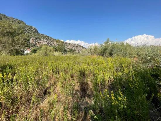 2765m2 Detached House For Sale In Çandır, Right Next To The Canal