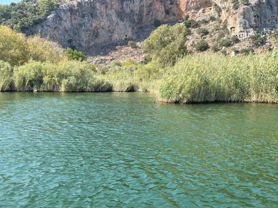 2765m2 Detached House For Sale In Çandır, Right Next To The Canal