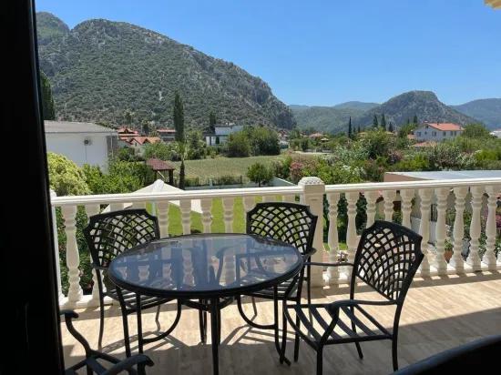 Dalyan In Arıkbaşı 4+1 For Sale Villa