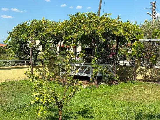 Dalyan Gülpınar 1000m2 Plot Of Land Inside 4+2 For Sale Villa