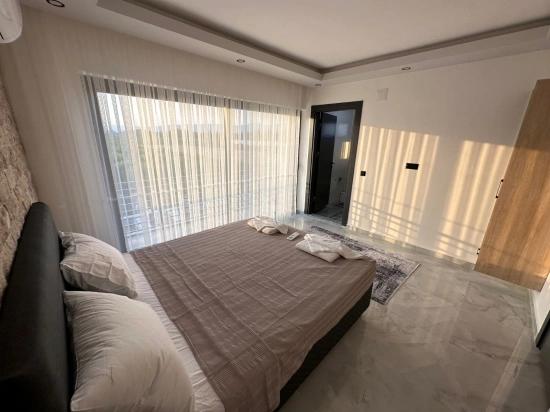 4+1 Villa For Sale In Eskiköy, Located In A 14,136 M2 Field