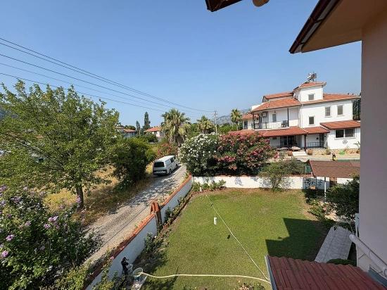 Two-story House For Sale On A 514m2 Plot In Okçular.