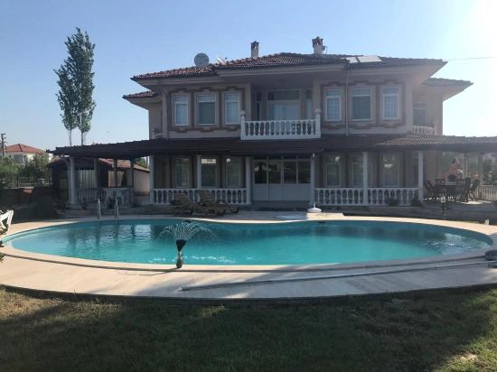 4+1 Villa For Sale On A 1000m2 Plot In Dalyan