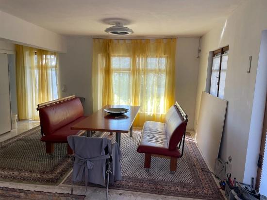 Detached Single-story House For Sale On A 2882 M2 Plot In Eskiköy.