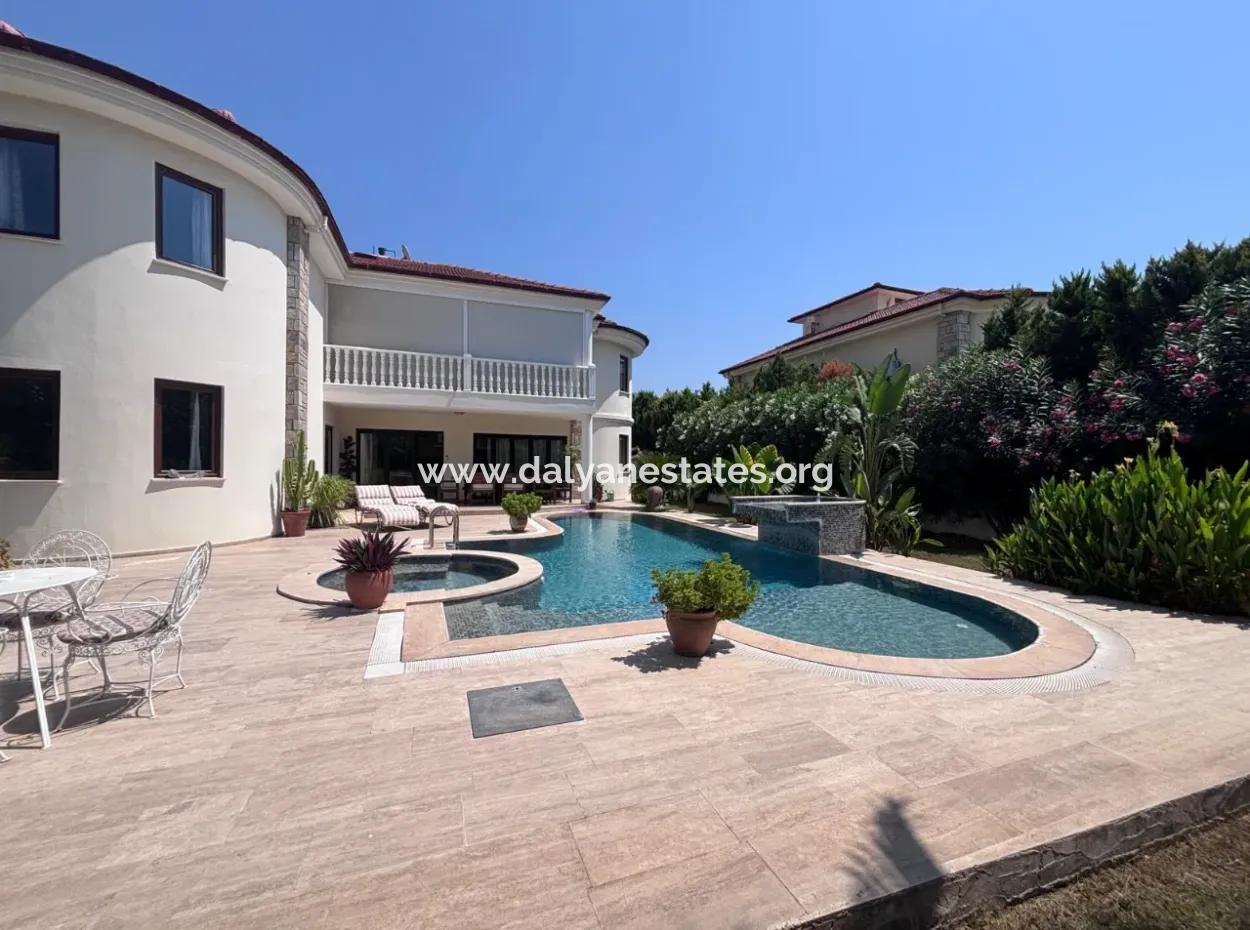 5 1 Villa For Sale In Dalyan Maraş For 980M2 Plot On The Corner