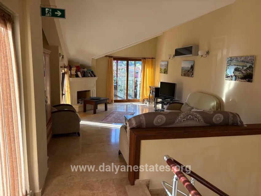 Ortaca Dalyan Mah. Satılık 4+2 Villa - 200 m²