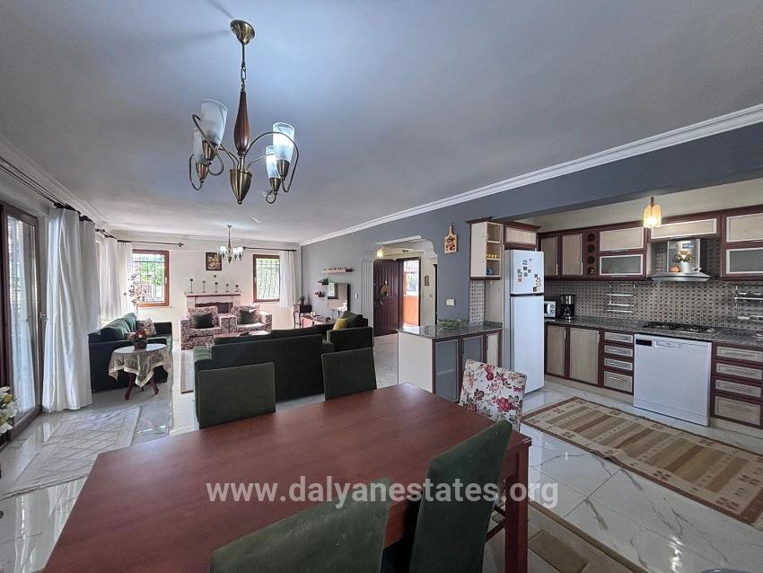 Dalyan'da 301m2 Arsa İçerisinde 5+1 Satılık Villa