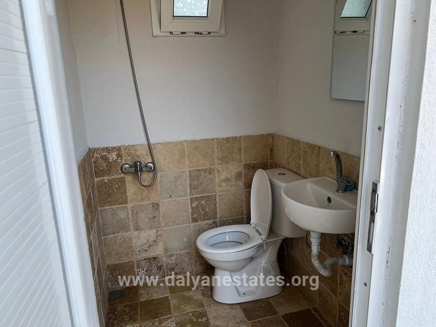 Dalyan'da Köşebaşı 600m2 Arsa İçerisinde 3+1 Satılık Villa