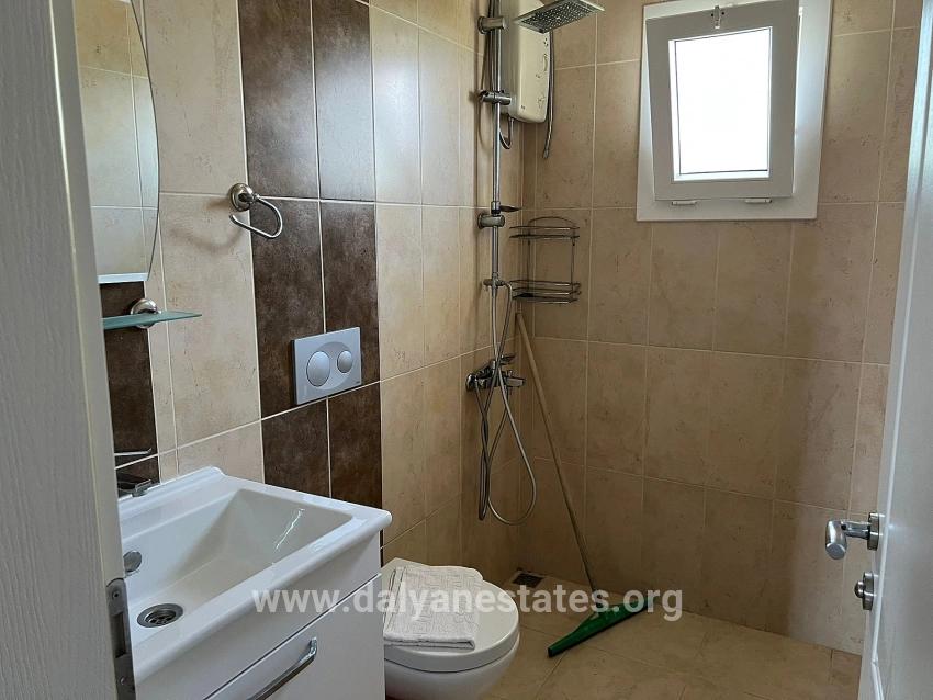 Dalyan'da Köşebaşı 600m2 Arsa İçerisinde 3+1 Satılık Villa