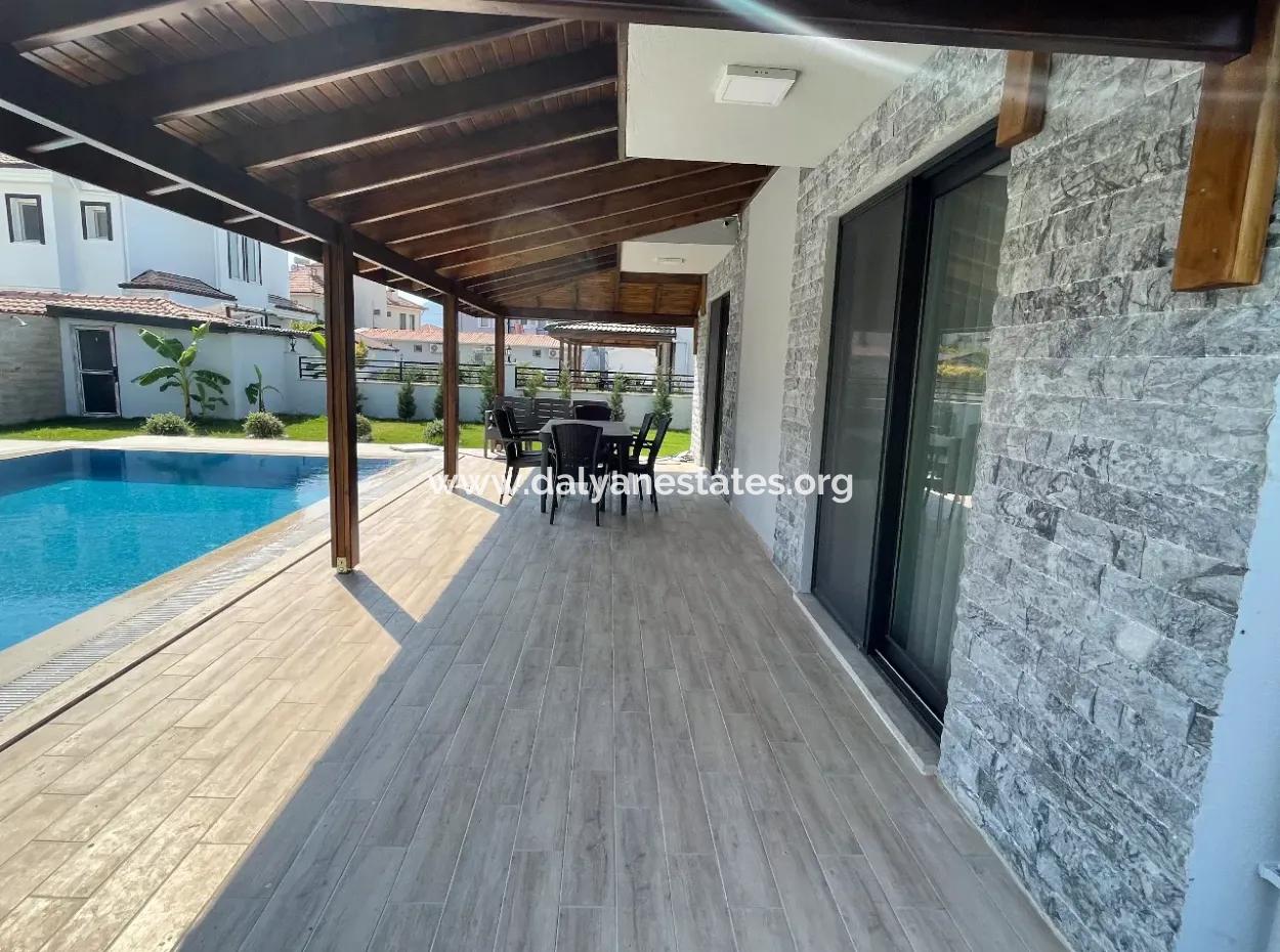 Dalyan'da 4+1 Satılık Villa