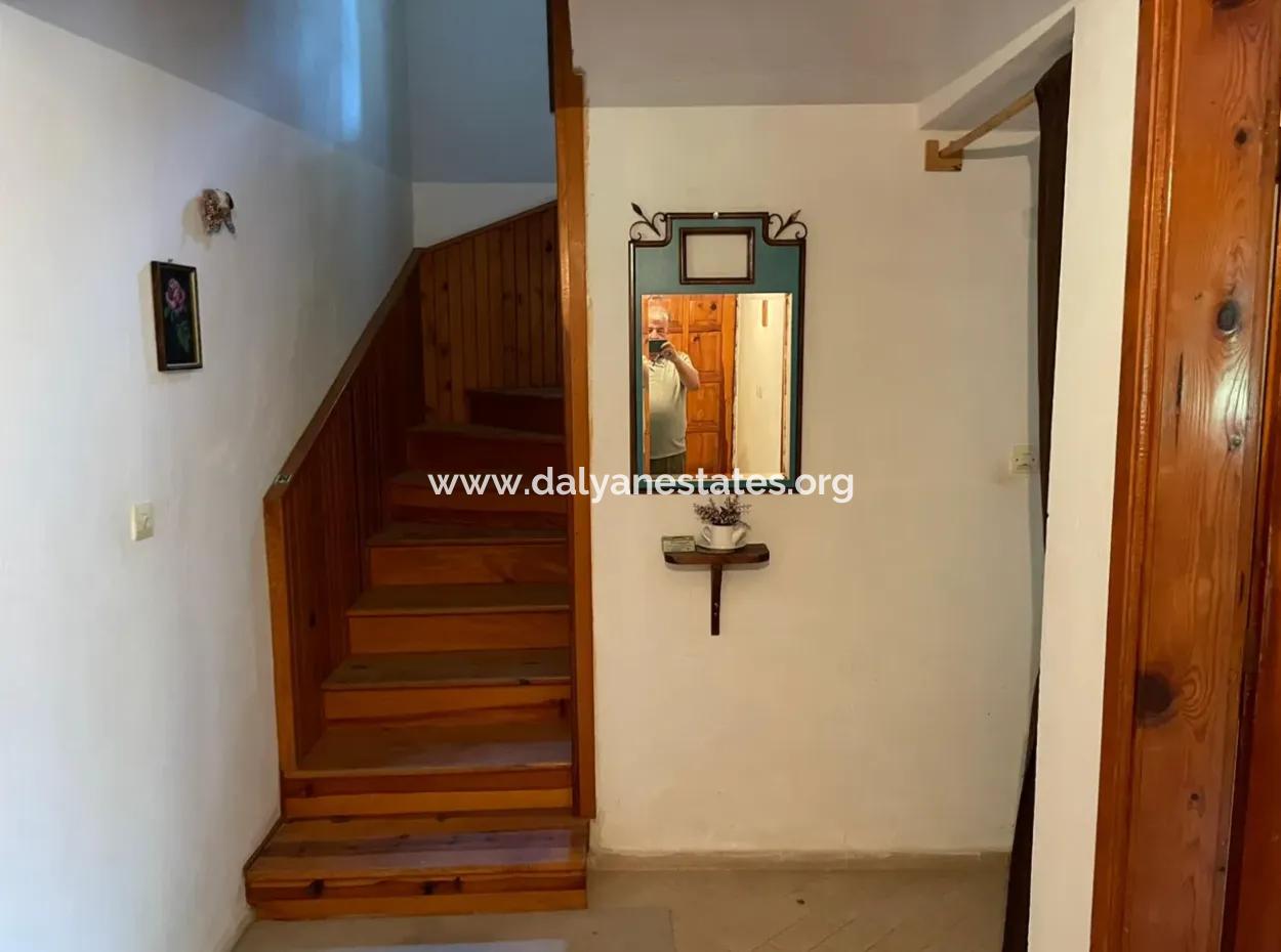 Dalyan Merkezde 5+1 Satılık Villa