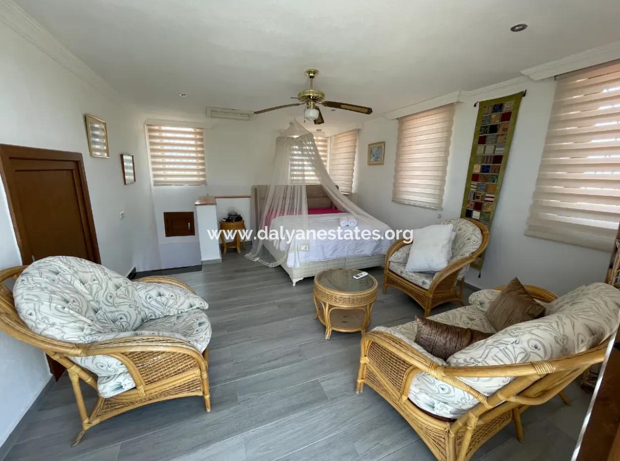 Dalyan 7000M2 Arsa İçinde 4+1 Satılık Lüks Villa