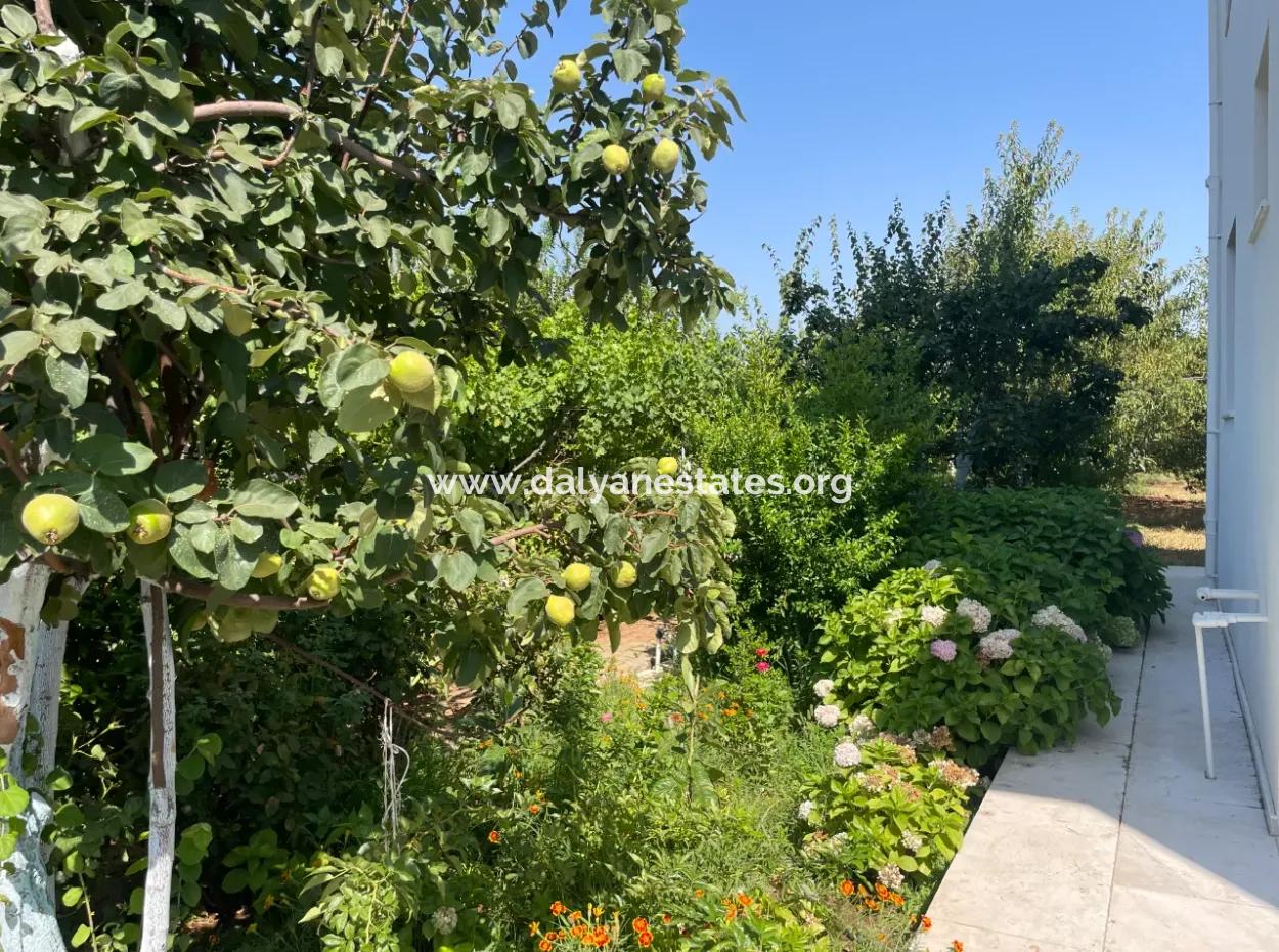 Muğla Ula Köprübaşı Mahallesin'de 2378M2 Arsa İçinde 3+1 Satılık Vlla