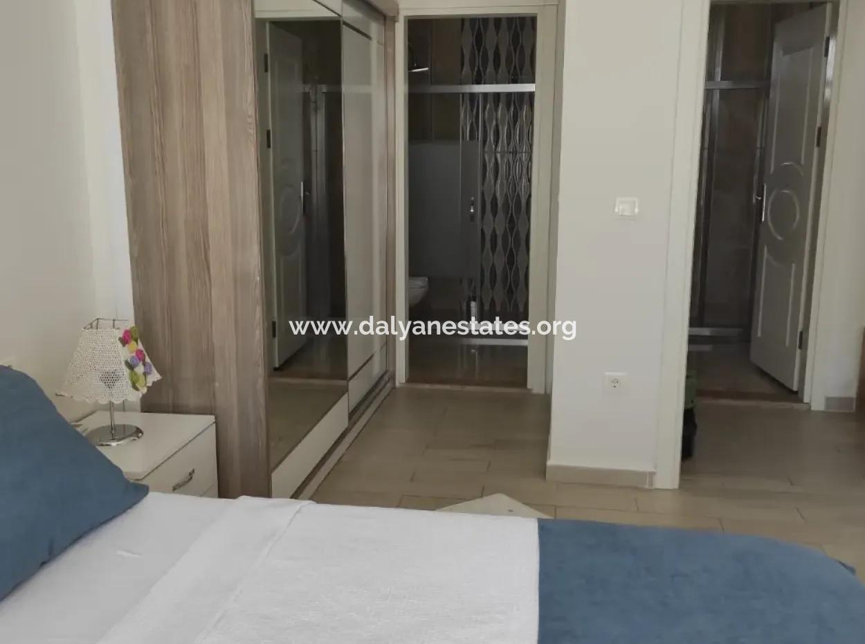 Dalyan Gülpınar'köşebaşı 545M2 Arsa İçinde Satılık 4+1 Villa